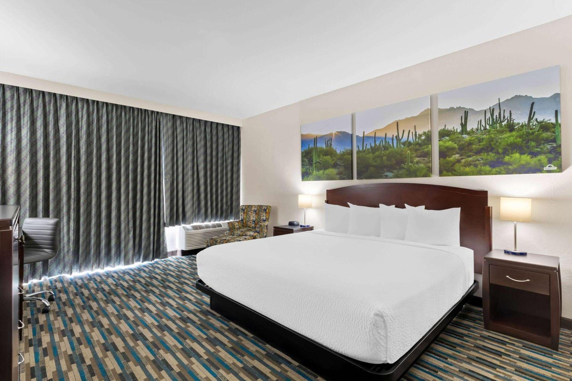 Days Inn & Suites By Wyndham Mesa Near Phoenix Екстериор снимка