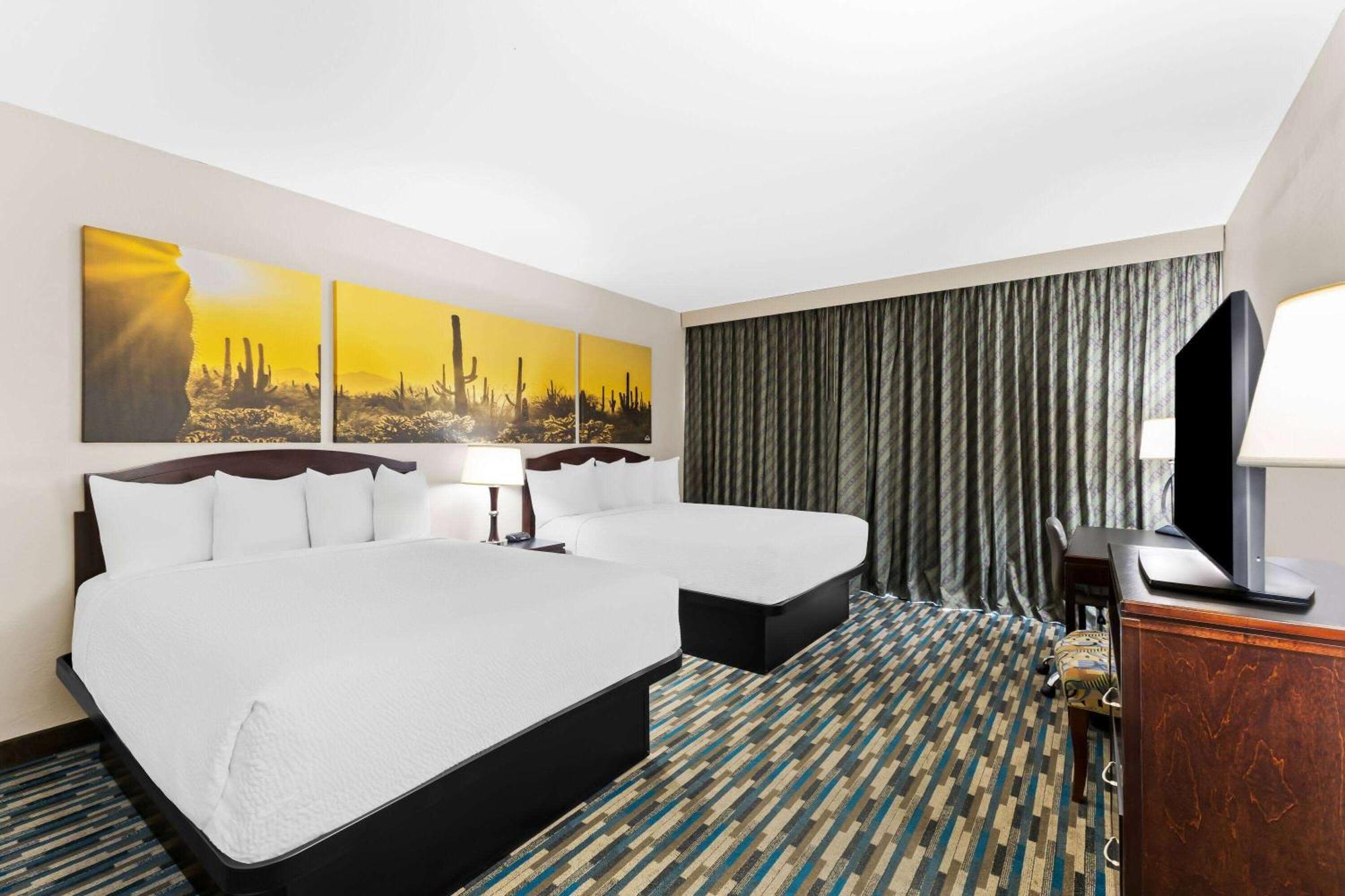 Days Inn & Suites By Wyndham Mesa Near Phoenix Екстериор снимка